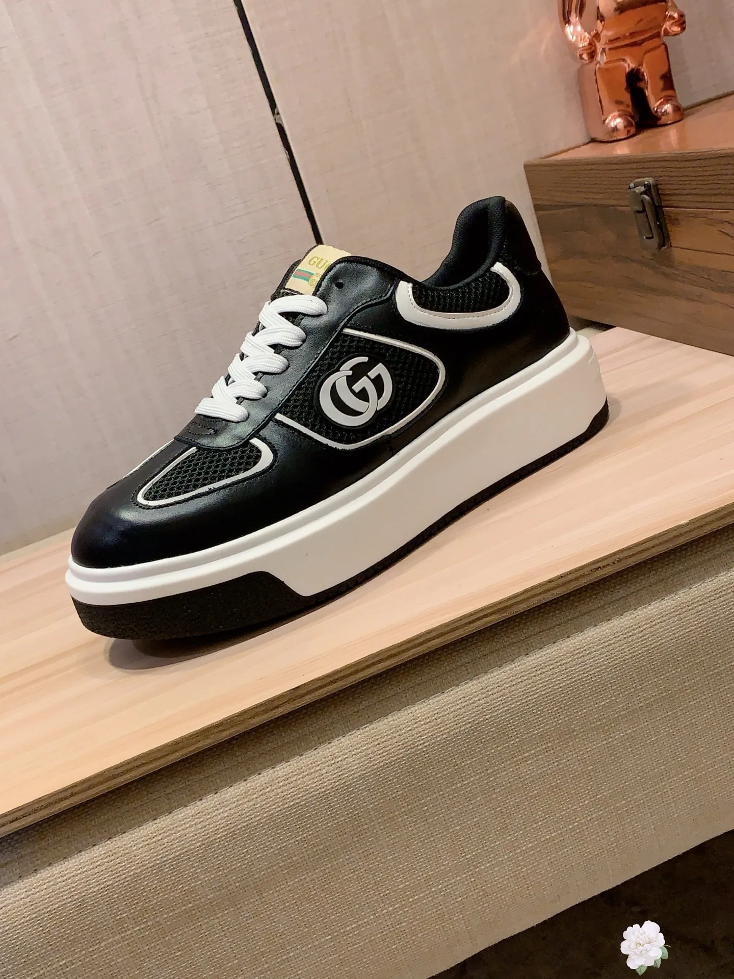Men's men's shoes💰460💰💰🎩🎩[Lightning][Lightning] "Gucci*" The latest • popular casual shoes, top brand [seduce] luxury ~ purchasing agency, top ~ quality. [Strong] The upper is made of imported breathable cowhide with material ➕ breathable sheepskin feet (•) and fine workmanship. The original stylish and stylish soft rubber wear-resistant and non-slip outsole is light and comfortable on the feet. The real thing looks better when photographed in person. 0127: code: 38-44, 2️⃣ colors selected